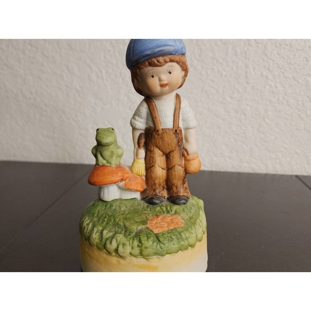 Vintage Ceramic Boy with‎ Frog on Mushroom Rotating Music Box Figurine Kitsch